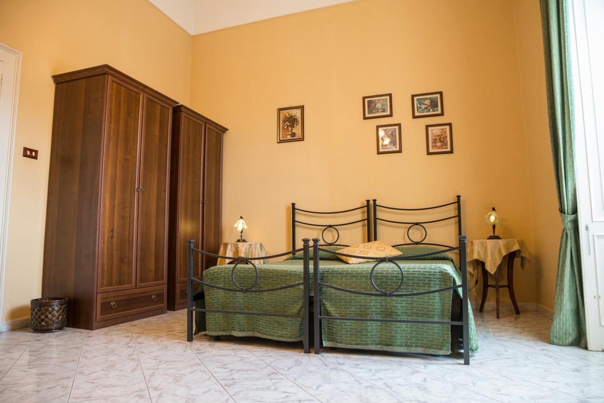 Bed and Breakfast Sognando Ortigia Syracuse Екстер'єр фото