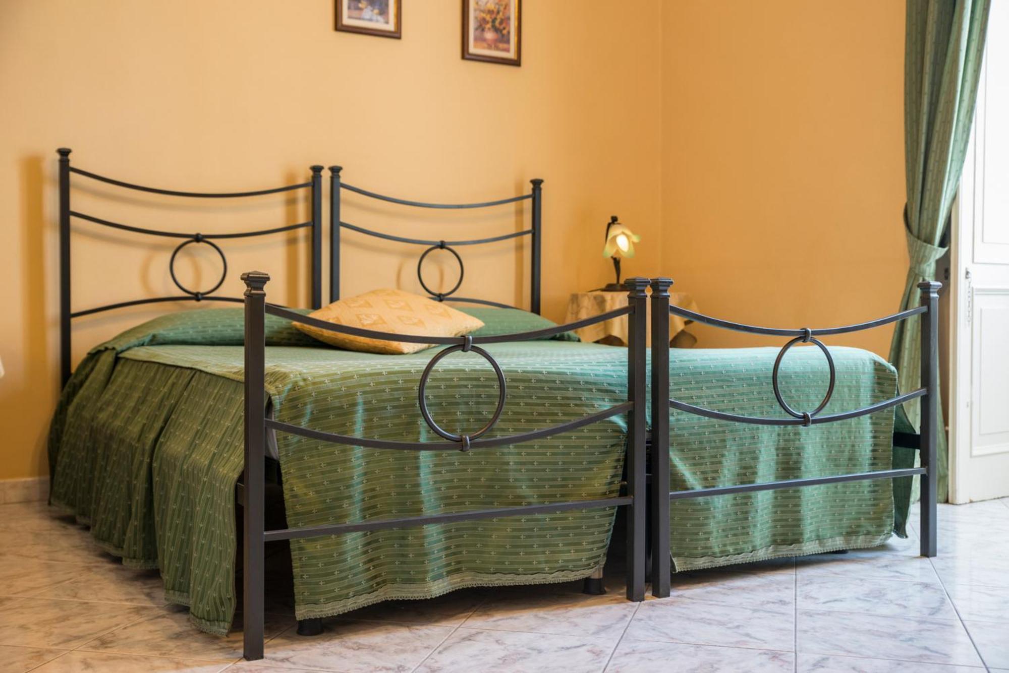 Bed and Breakfast Sognando Ortigia Syracuse Екстер'єр фото