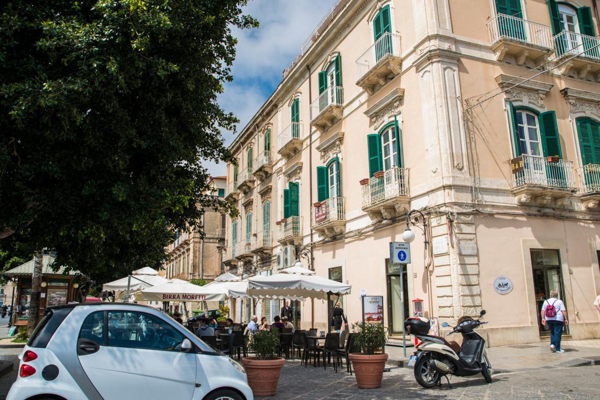 Bed and Breakfast Sognando Ortigia Syracuse Екстер'єр фото
