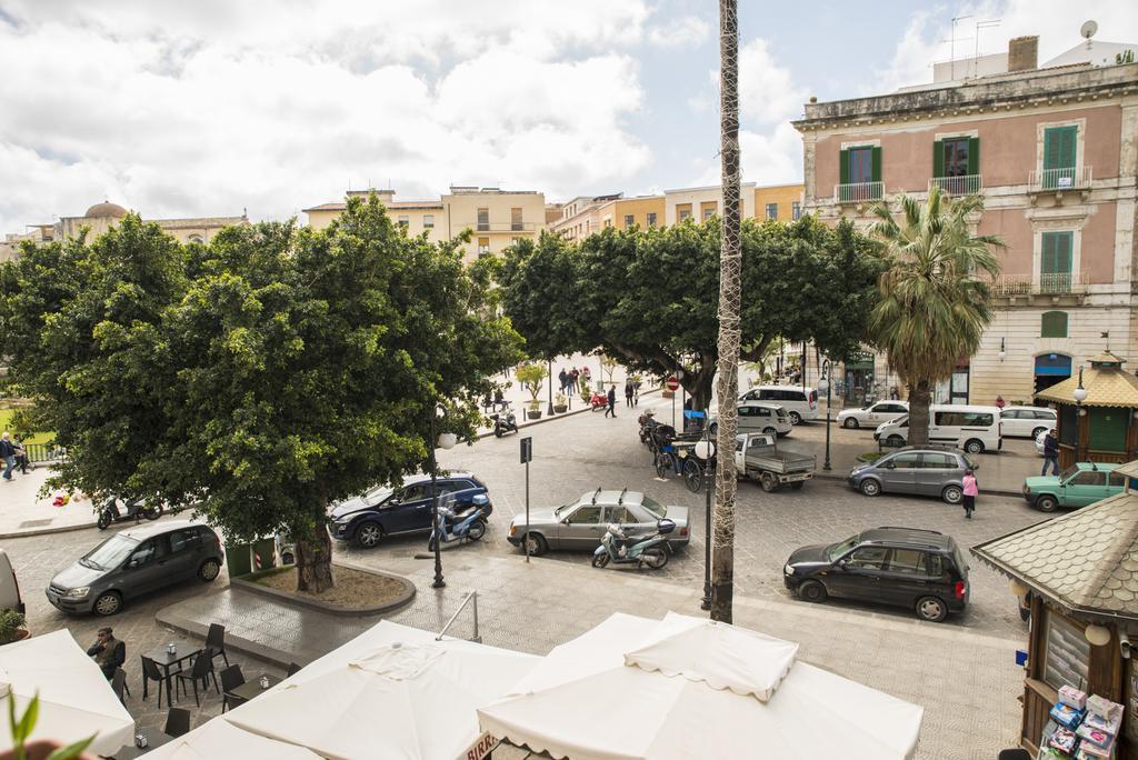 Bed and Breakfast Sognando Ortigia Syracuse Екстер'єр фото