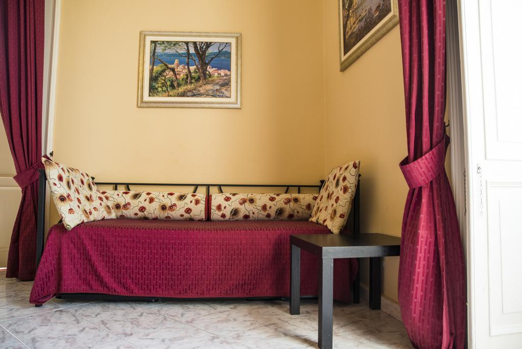 Bed and Breakfast Sognando Ortigia Syracuse Екстер'єр фото
