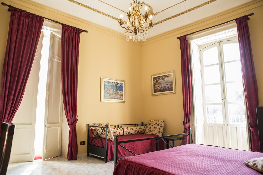 Bed and Breakfast Sognando Ortigia Syracuse Екстер'єр фото
