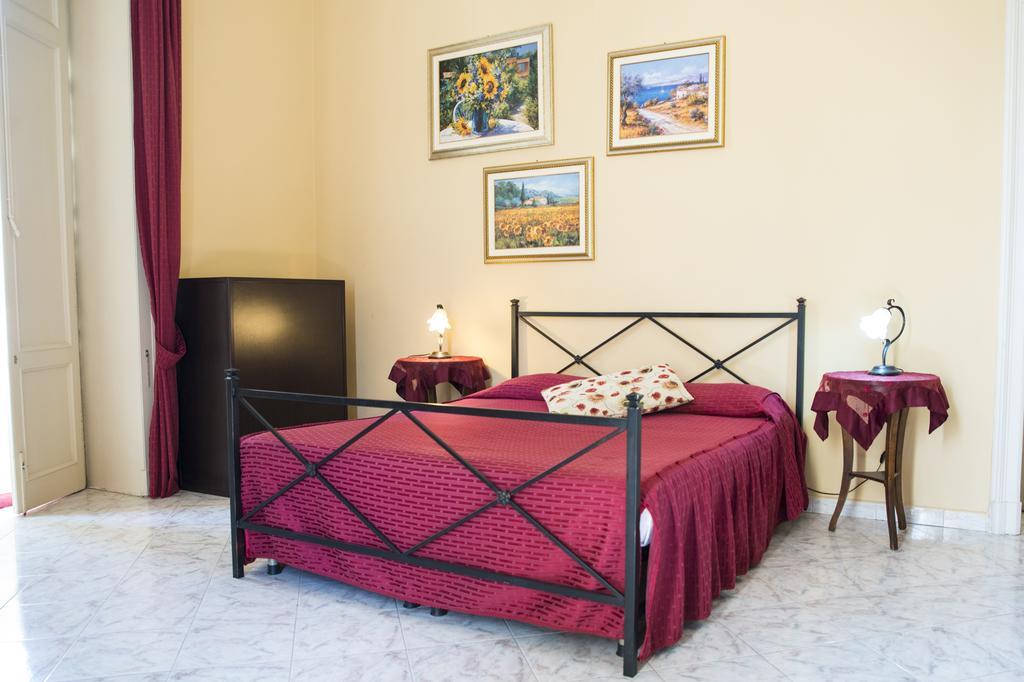Bed and Breakfast Sognando Ortigia Syracuse Екстер'єр фото